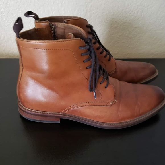 Boots - Picture 3 of 3